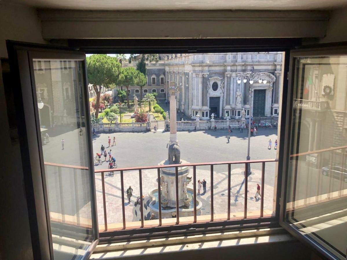 La Finestra Sul Duomo Apartment Catania Exterior photo